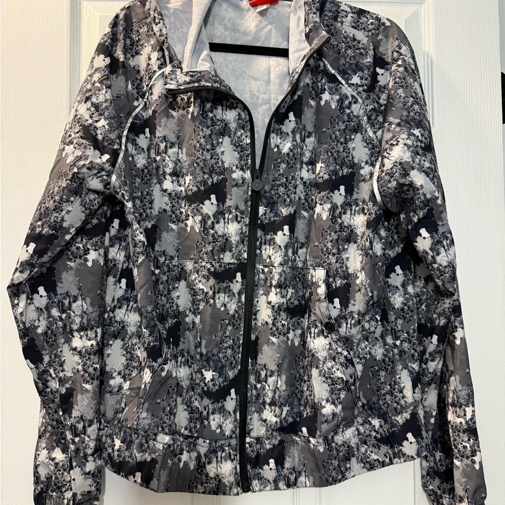 Hunter Women's Black and White Jacket